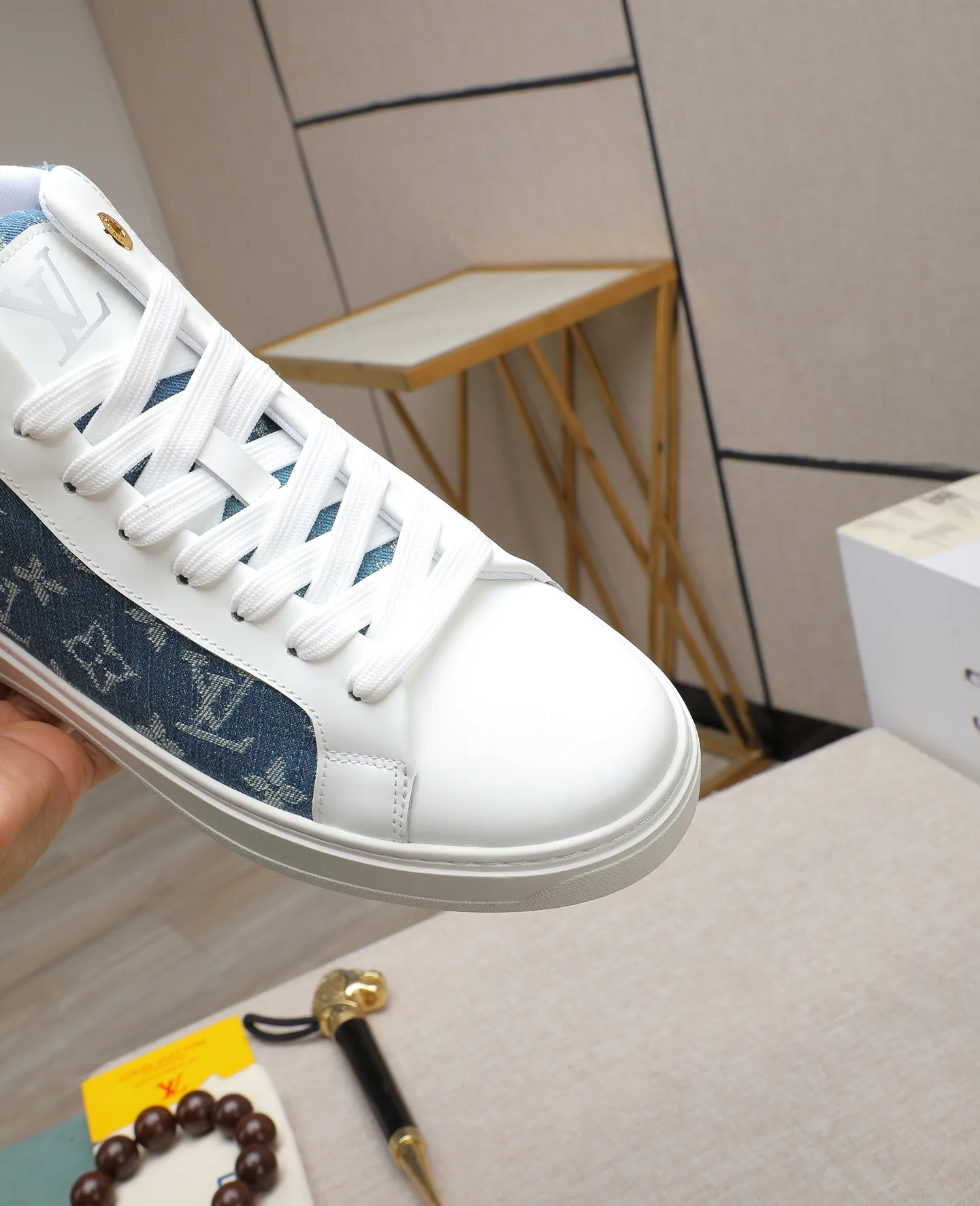 Men's shoes 💰580 📛📛【LOUIS VUITTON】Louis Vuitton official website synchronized new products 👟Milan fashion catwalk style 🇰🇾🇰🇾LV family logo, celebrity style, a must-have for fashionistas ⚠️First-layer calfskin ➕Genuine leather lining ➕Official website original version special outsole 👞Number 38-44